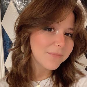 Meet your Posher, Juliana